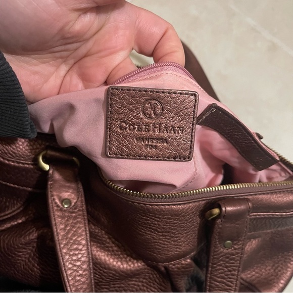 COLE HAAN- bronzed metallic leather purse -EUC - Picture 3 of 10